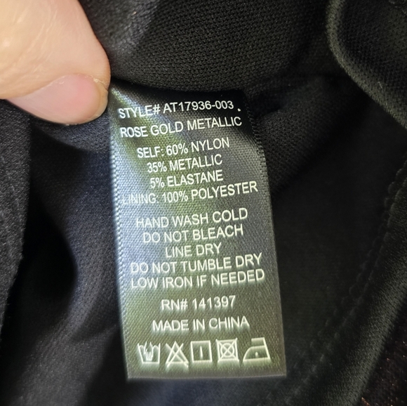 NWT Astr The Label Metallic Puff Shoulder Square Neck Top Brown/Rose Gold Large - Picture 7 of 7